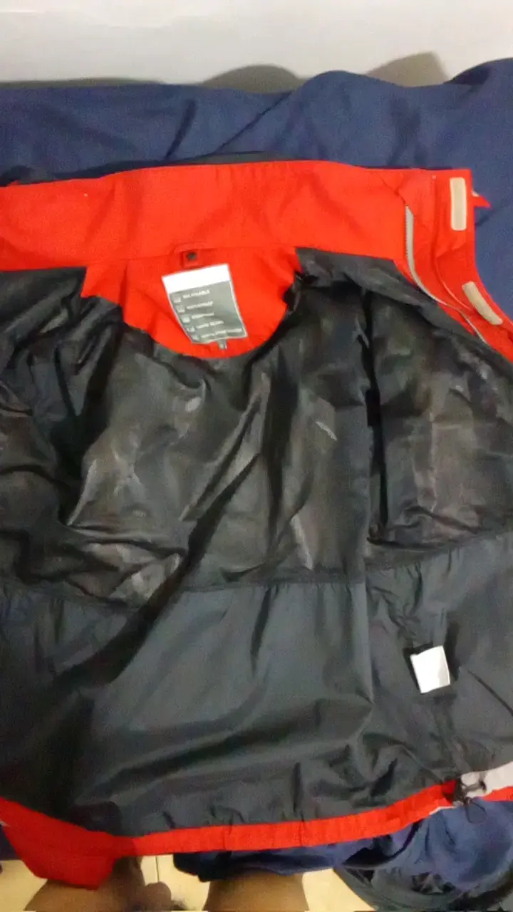 Chaqueta impermeable roja para hombre - 3