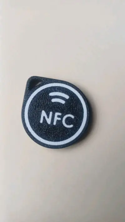 Llavero NFC Vehicular Multicolor - miniatura 1