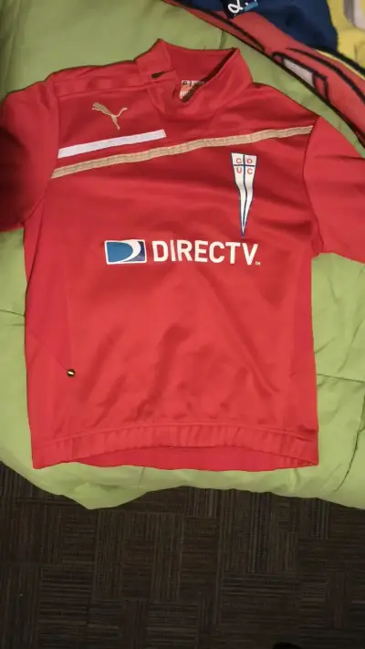 Polerón Deportivo Rojo Puma U Catolica talla niño - miniatura 1