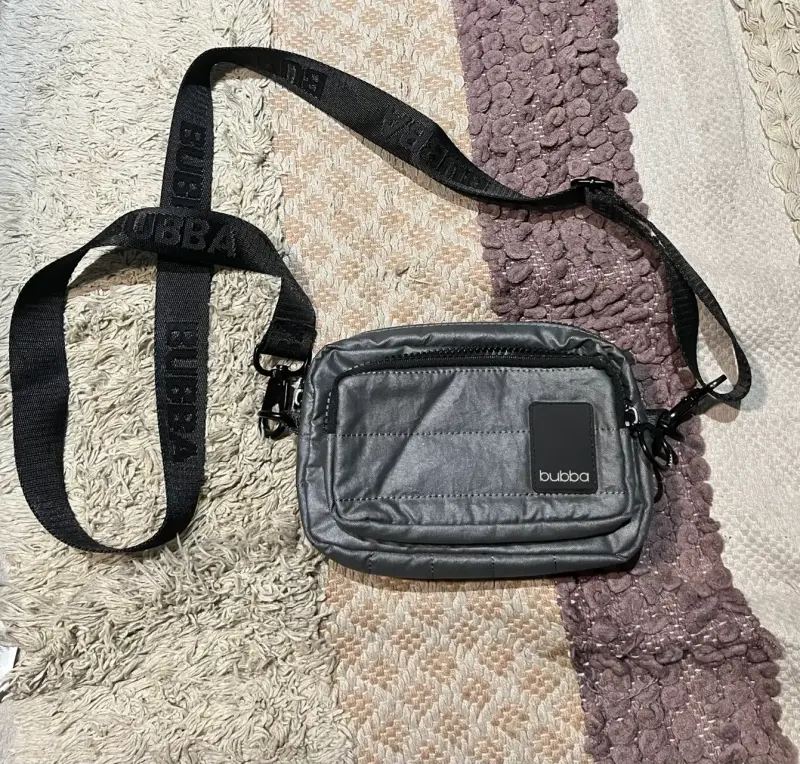 Bandolera Bubba gris con correa ajustable - 3