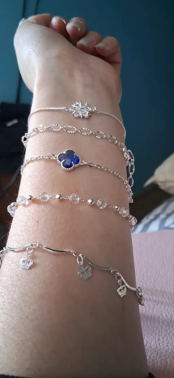 Set de Pulseras de Plata con Dijes Decorativos - 4