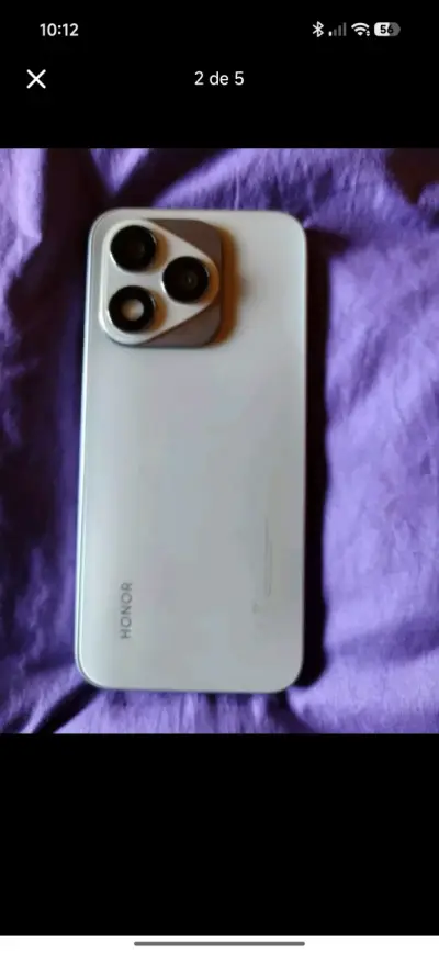 Smartphone Honor con triple cámara trasera - miniatura 1