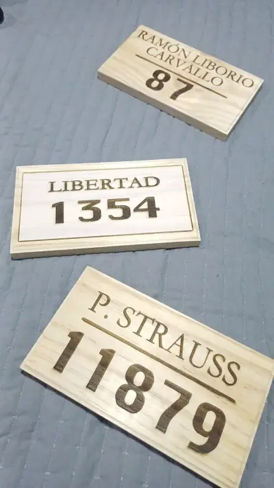 Placas de Madera Personalizadas con Grabado Láser - miniatura 1