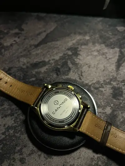 Reloj Candino suizo con correa de cuero - miniatura 4
