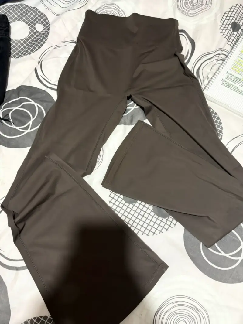 Pantalones de yoga marrones para mujer