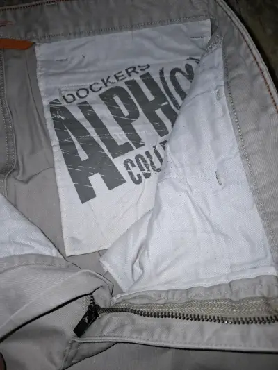 Pantalones Dockers Alpha Khaki Beige Talla 36 - miniatura 4
