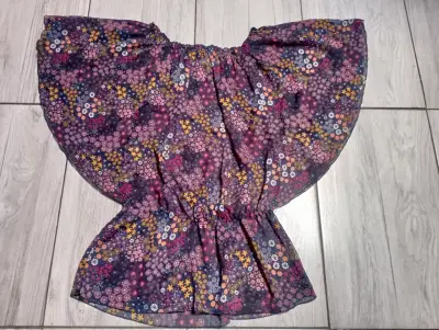 Blusa floral de gasa para mujer - miniatura 1