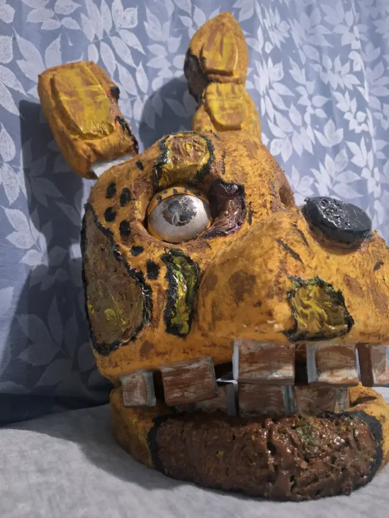 Springtrap con luz - 3
