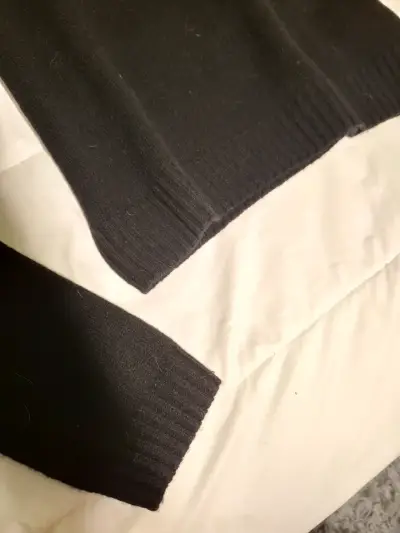 Suéter de 100% lana negro talla XS-S nuevo - miniatura 2