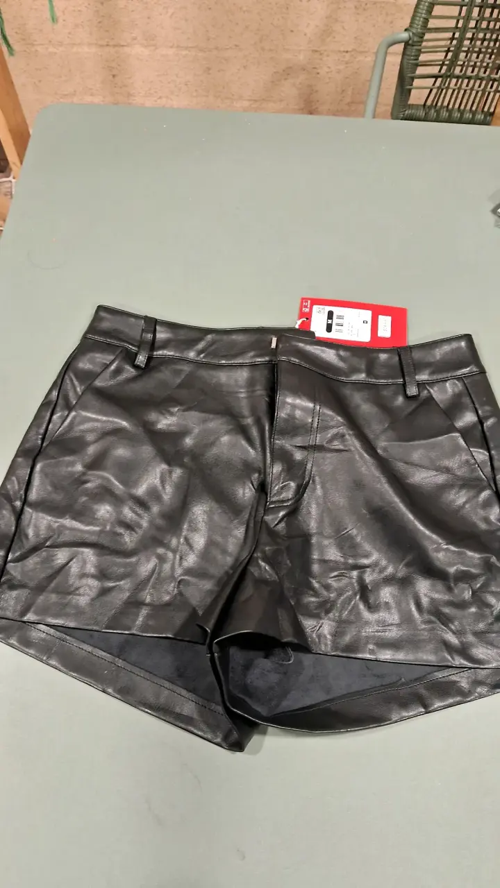 Shorts de cuero sintético negro Americano - 3