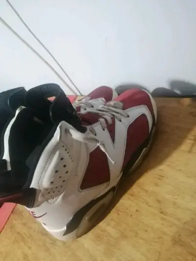Zapatillas deportivas Nike Air rojas y blancas - miniatura 2