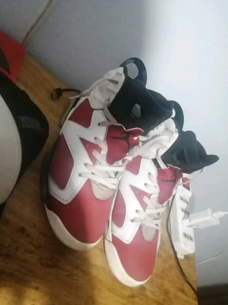 Zapatillas deportivas Nike Air rojas y blancas - 4