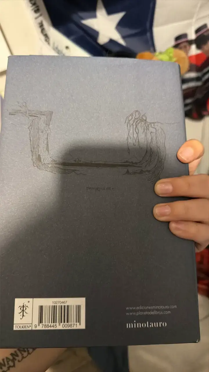 Libro Beowulf de J.R.R. Tolkien edición Minotauro - 2