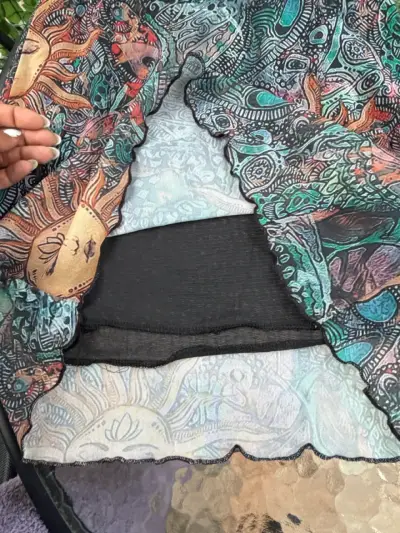 Falda corta estampada con diseño de sol - miniatura 4