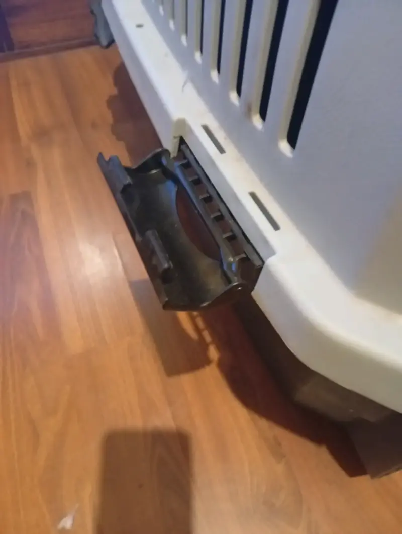 Transportadora de mascotas media con puerta metáli - 5