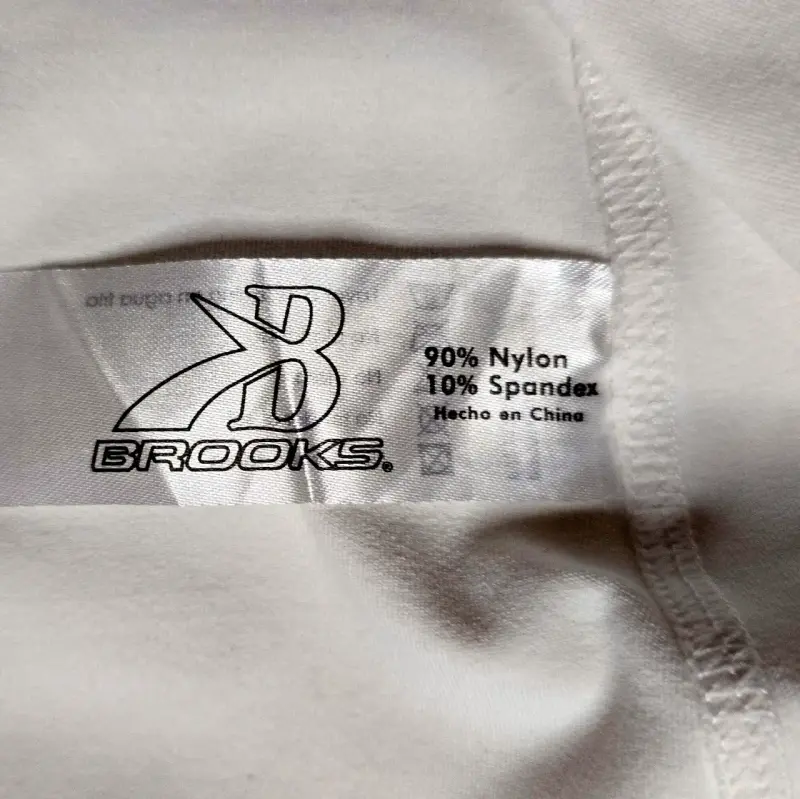 Top Deportivo Brooks Talla L - 5