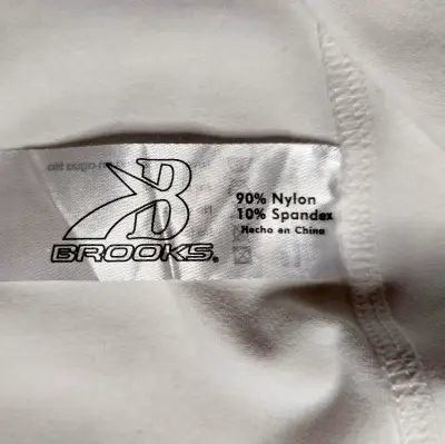 Top Deportivo Brooks Talla L - miniatura 5
