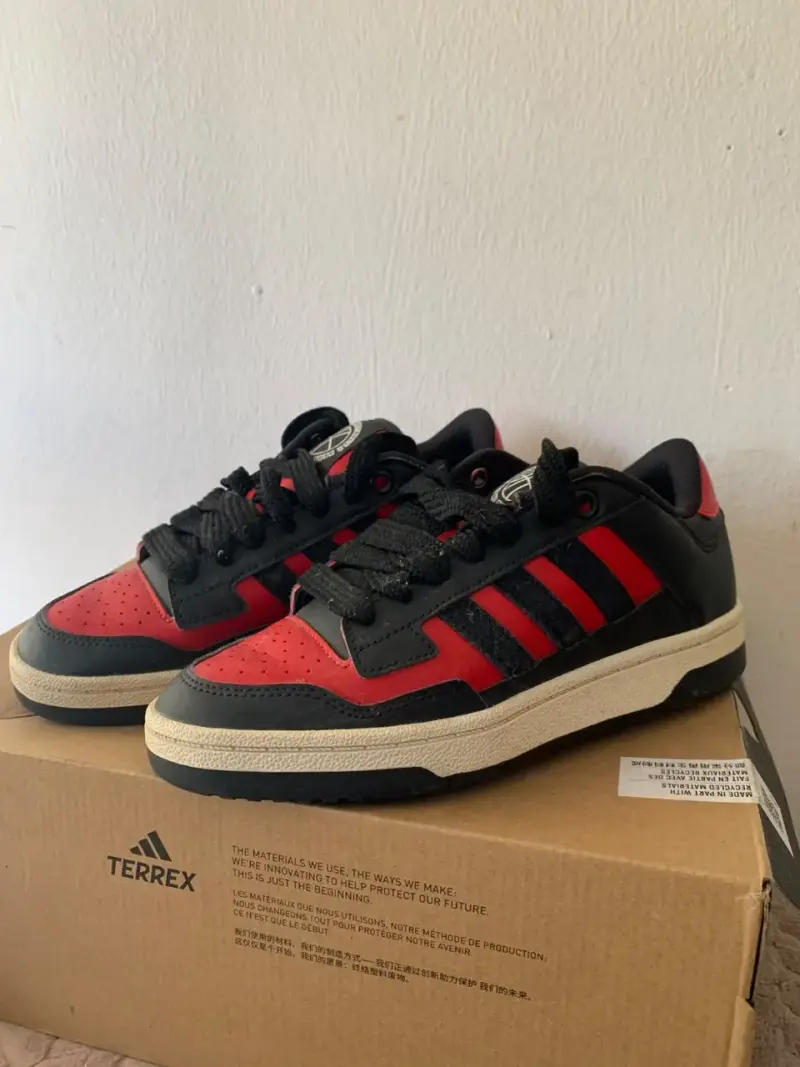 Zapatillas deportivas negras Adidas Terrex - 2