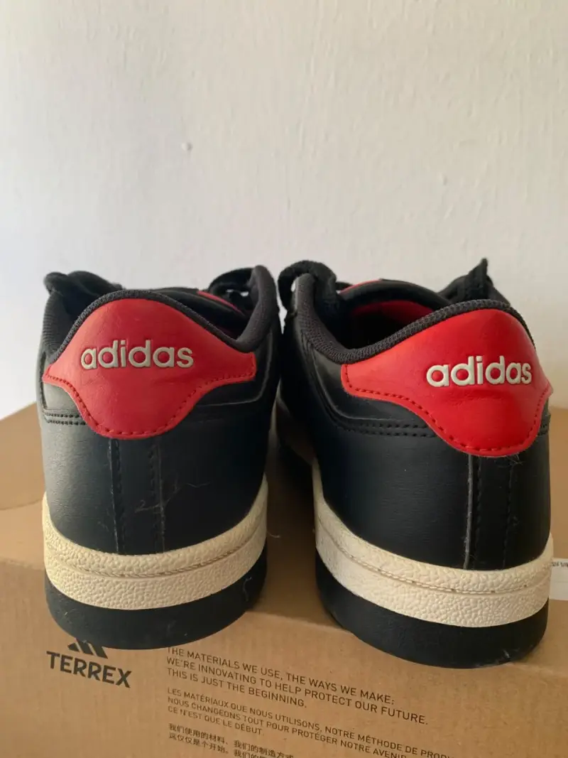 Zapatillas deportivas negras Adidas Terrex - 6
