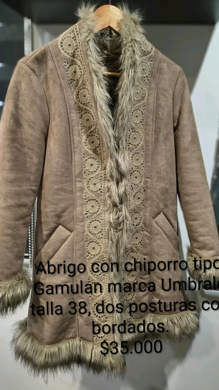 Abrigo con chiporro tipo gamulán Umbral talla 38