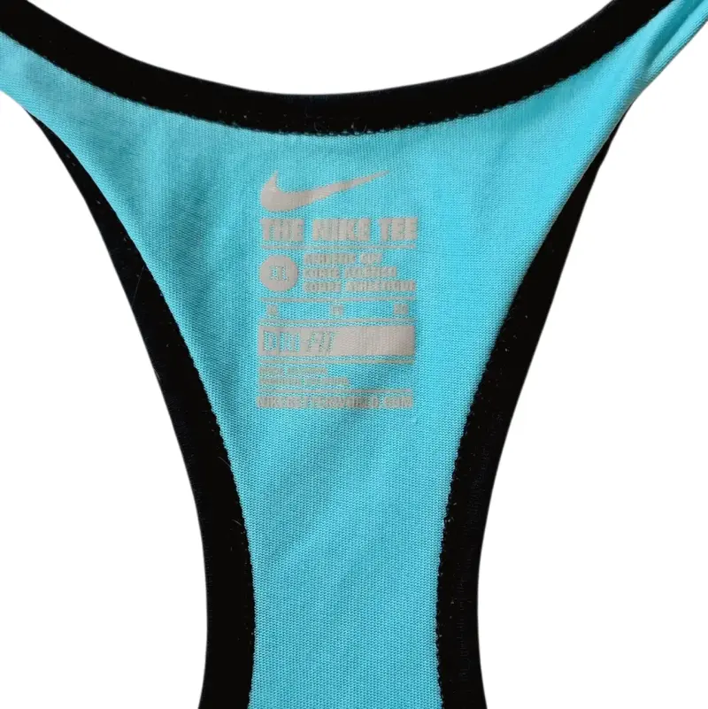 Top deportivo Nike Talla XL - 3