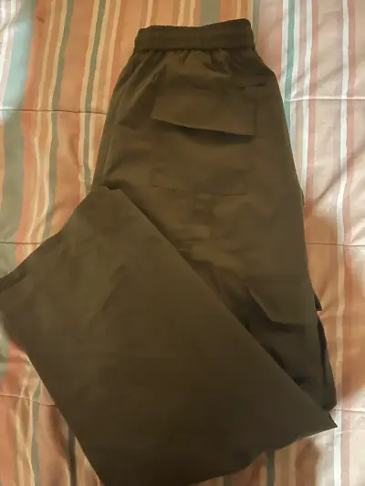 Pantalones cargo verde oliva para hombre - miniatura 2