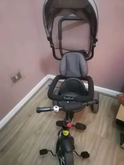Triciclo para niños con toldo y manillar ajustable - miniatura 1