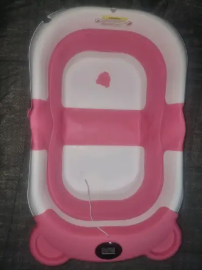 Tina de baño plegable para bebé color rosa - miniatura 1