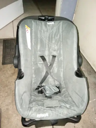 Silla ajustable para vehiculo y coche Infanti - miniatura 1