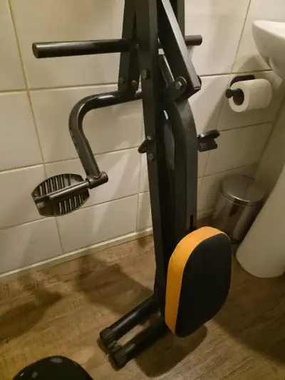 Máquina de ejercicios Total Crunch plegable - miniatura 1
