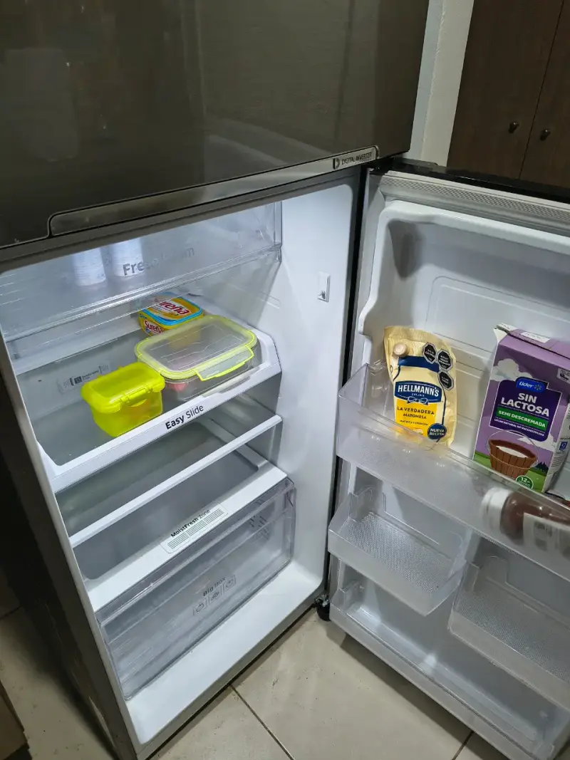 Refrigerador Samsung Top Freezer No Frost 234 lts - 5