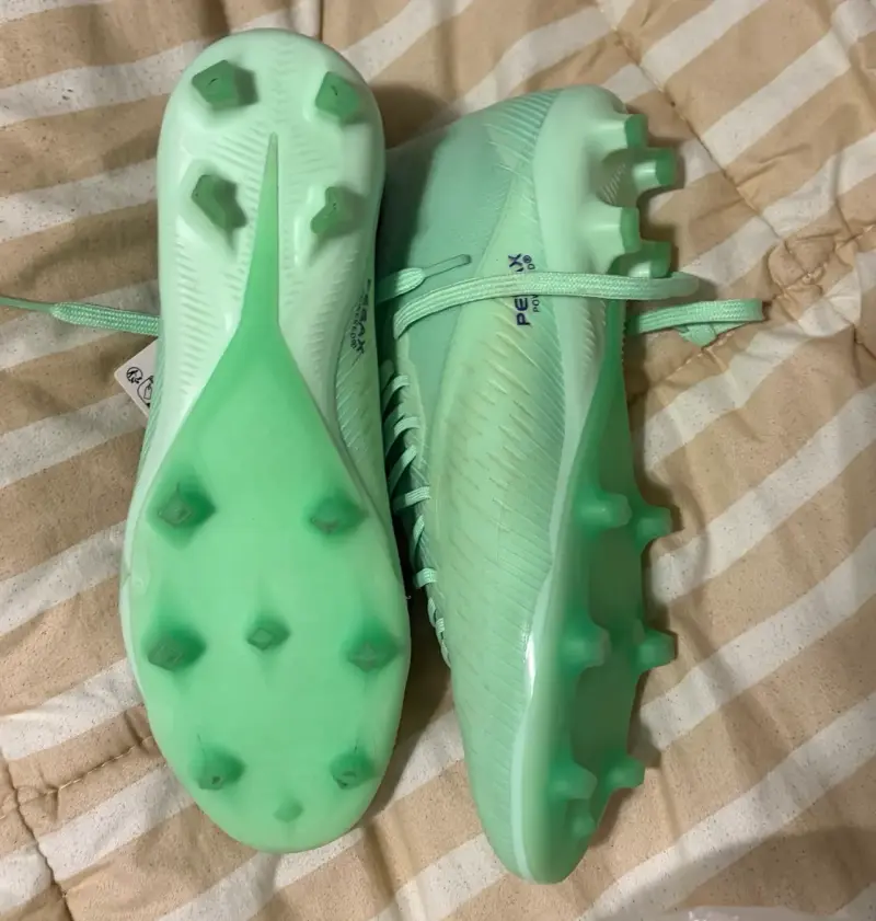 Zapatos de fútbol Kipsta verde neón para adultos - 2