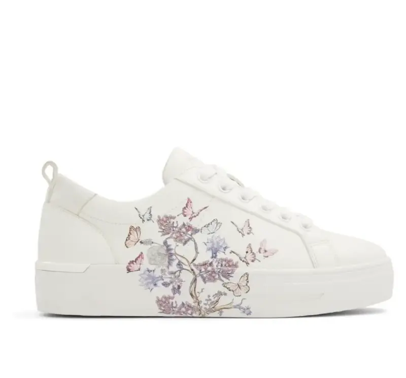 Zapatillas blancas con diseño de mariposas - 4