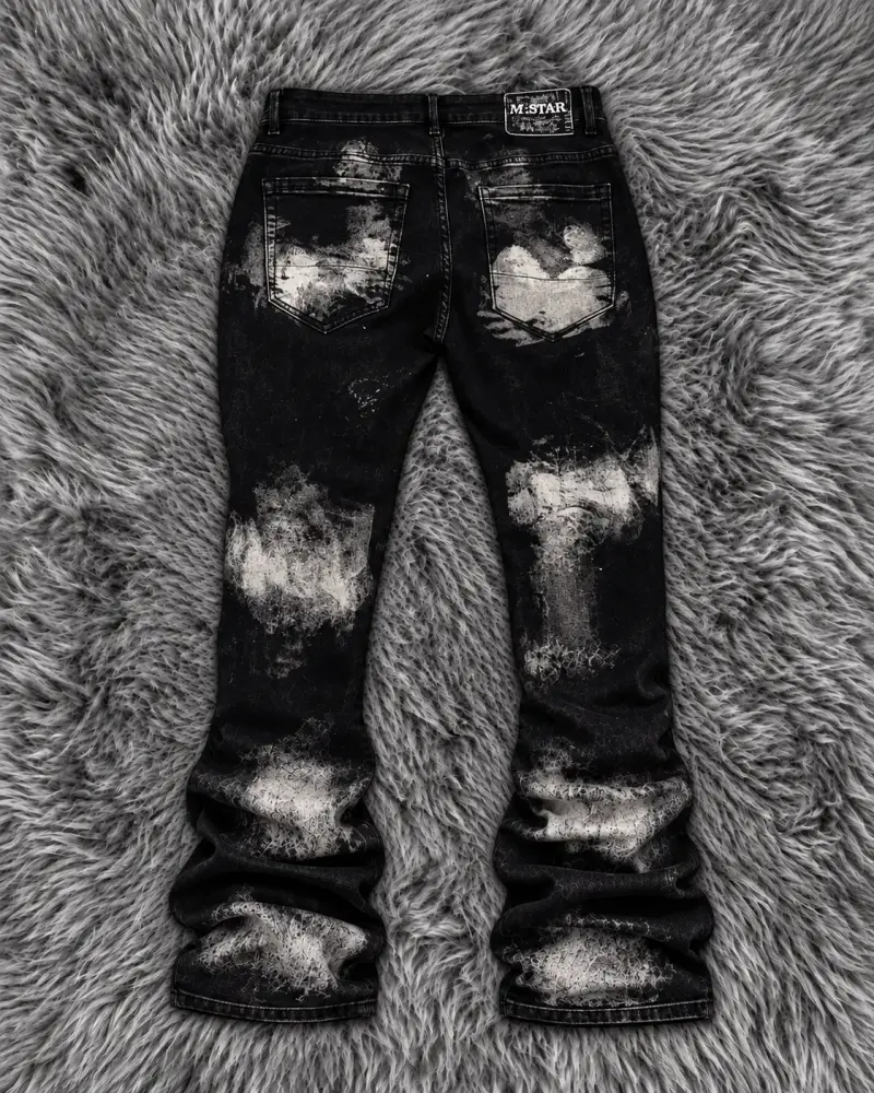 Pantalones cargo negros con diseño desgastado - 2
