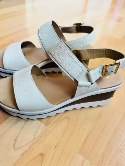 Sandalias de plataforma blancas para mujer - miniatura 3