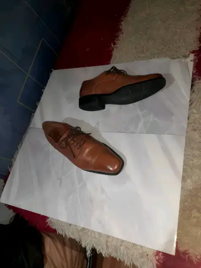 Zapatos formales de cuero marrón para hombre - miniatura 3