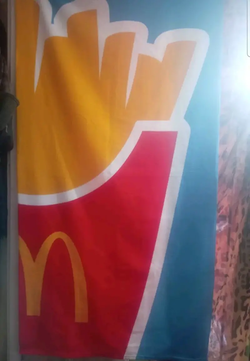 Toalla de playa McDonald's diseño papas fritas - 2
