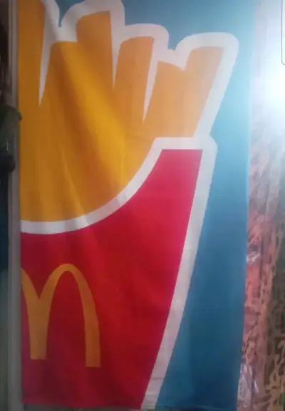 Toalla de playa McDonald's diseño papas fritas - miniatura 2