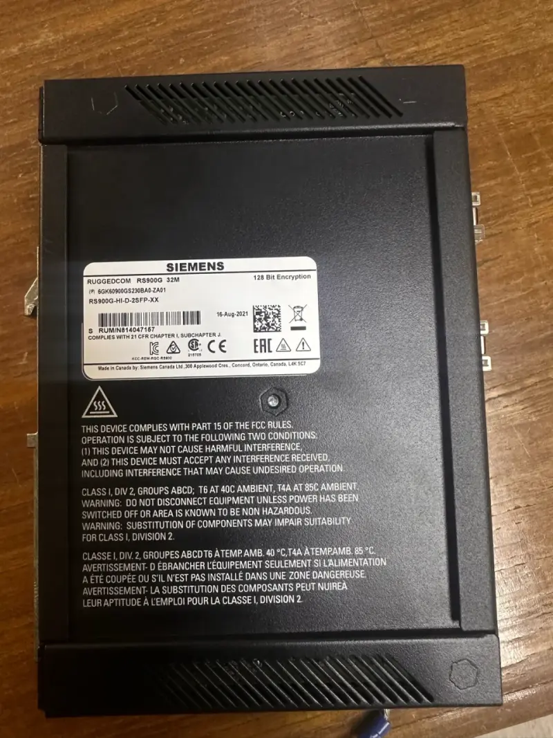 Switch industrial Siemens Ruggedcom RS900G - 2