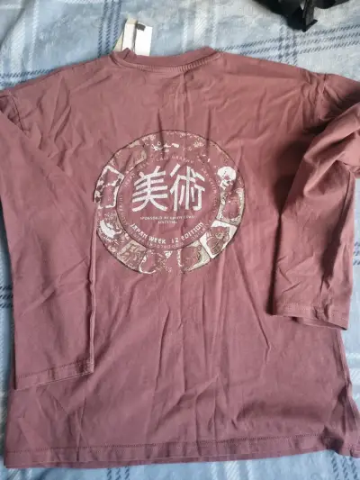 Polera manga larga burdeo Federation talla 16 - miniatura 3