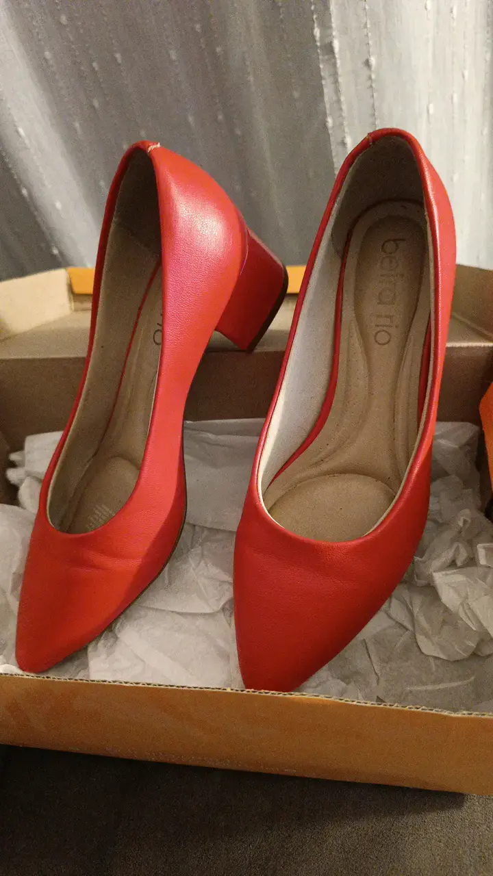 Zapatos de tacón rojo Beira Rio para mujer - 1