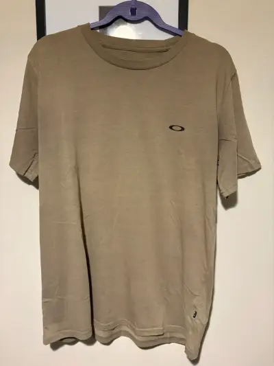Polera Oakley - miniatura 1