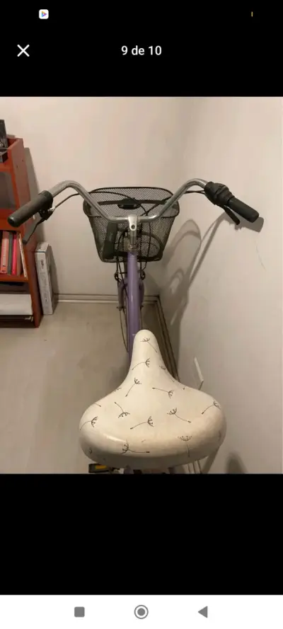 Bicicleta urbana morada con canasto - miniatura 3