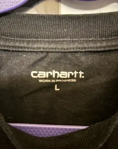 Polera negra Carhartt - miniatura 2