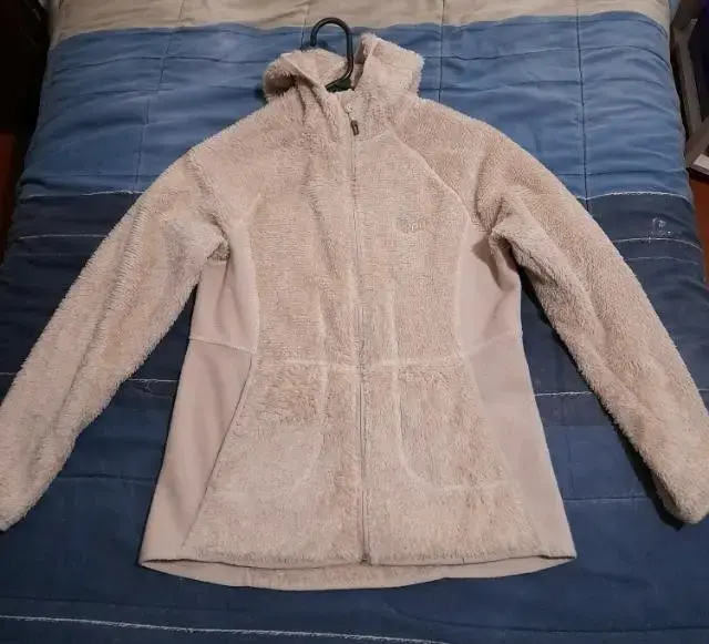 Chaqueta de polar lippi con capucha beige