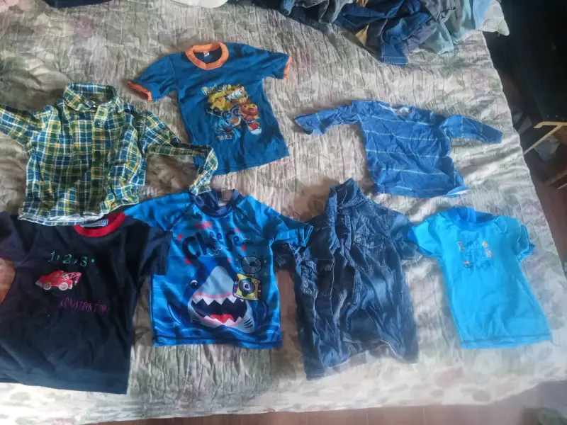 Lote de poleras de niño con estampados divertidos - 3