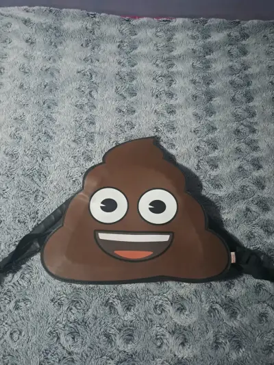 Mochila Emoji Popo Divertida para Niños - miniatura 1