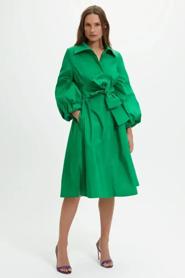 Vestido verde Carolina Herrera con lazo - 4
