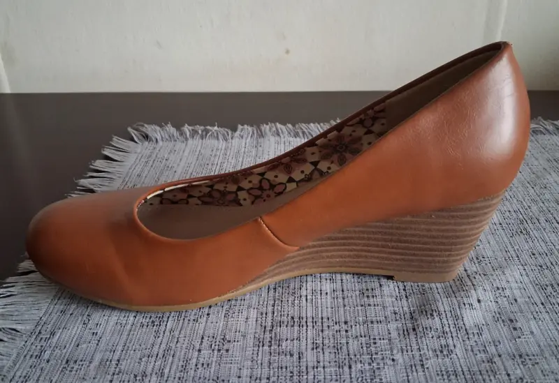 Zapatos con tacón chino cafés - 5