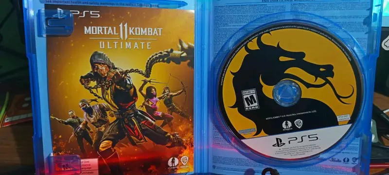 Juegos Diablo IV y Mortal kombat - 2